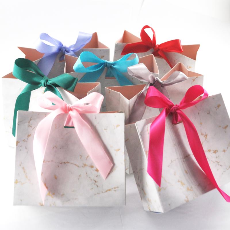 False Eyelashes 100/pack Wholesale Creative Mini Marble Gift Bag For Party Eyelash Box Chocolate Paper Package/Wedding Favours Candy Boxes
False Eyelashes 100/pack Wholesale Creative Mini Marble Gift Bag For Party Eyelash Box Chocolate Paper Package/Wedding Favours Candy Boxes