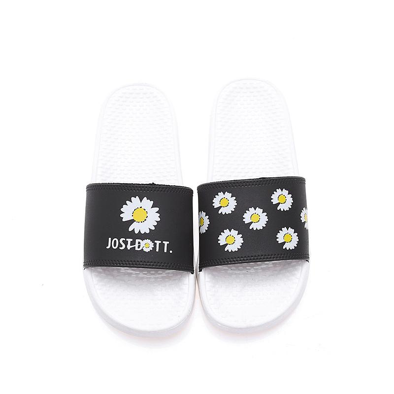 Slippers 2021 Ladies Slides Bathroom Women Slipper Printing Daisy Upper Comfortable Indoor Girls Shower Lady Pvc Shoes, Black
Slippers 2021 Ladies Slides Bathroom Women Slipper Printing Daisy Upper Comfortable Indoor Girls Shower Lady Pvc Shoes, Black
