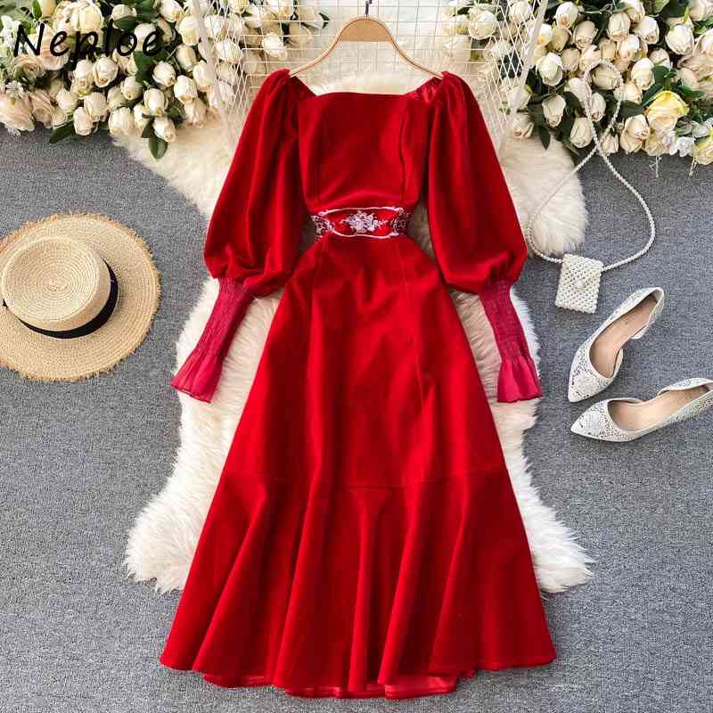 Neploe Vintage Chic Embroidery Slim Waist Dresses New Square Collar Velvet Vestidos Autumn Winter Elegant Women Dress 94586 210422