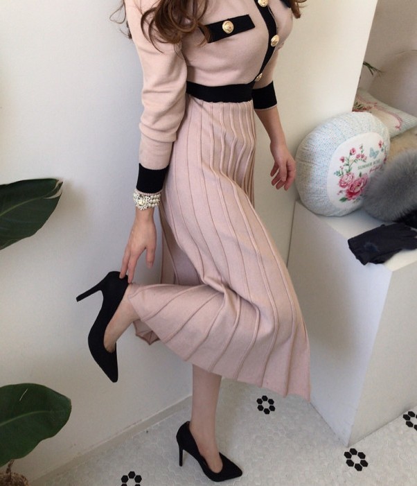 Korean Autumn Knitted Women Hit Color Patchwork Full Sleeve Single-Breasted Elegant Ladies Long Pleated Dress Vestidos 210519