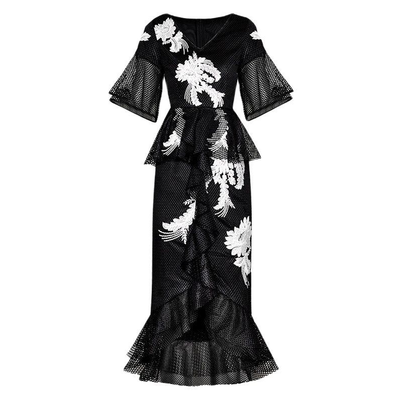 Fashion Designer Runway dress Spring Summer Women Dress Floral Embroidery Package buttocks Mermaid Dresses 210524, Black
Fashion Designer Runway dress Spring Summer Women Dress Floral Embroidery Package buttocks Mermaid Dresses 210524, Black