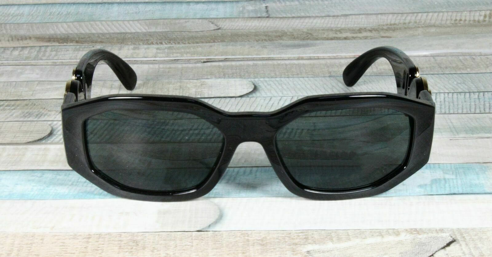 Square Sunglasses 53mm For Men and Women Summer style Unisex Sun glasses Anti-Ultraviolet Retro Shield lens Plate Full frame fashion Eyeglasses Come With Package 61
Square Sunglasses 53mm For Men and Women Summer style Unisex Sun glasses Anti-Ultraviolet Retro Shield lens Plate Full frame fashion Eyeglasses Come With Package 61