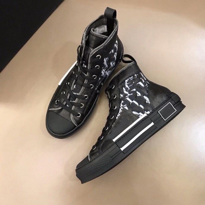 Fashion 21SS Oblique Mens Printed Platform high quality Sneakers Men Women Triple Vintage Trainer Casual Shoes Size 36-45 JMK001
Fashion 21SS Oblique Mens Printed Platform high quality Sneakers Men Women Triple Vintage Trainer Casual Shoes Size 36-45 JMK001