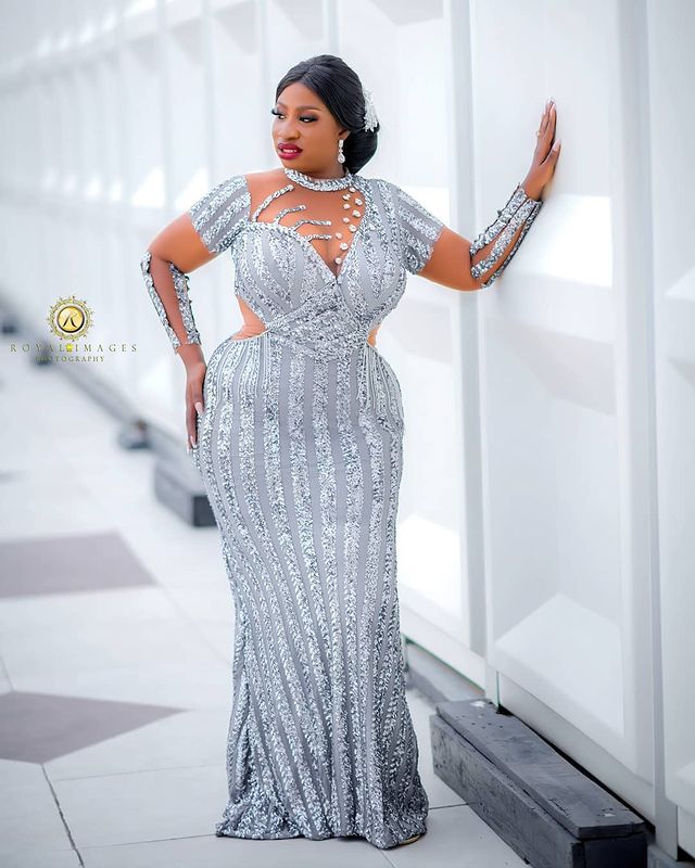 2021 Plus Size Arabic Aso Ebi Silver Luxurious Sparkly Prom Dresses Sheer Neck Sequined Evening Formal Party Second Reception Gowns Dress ZJ770