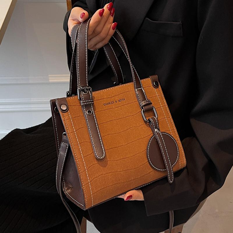 Evening Bags Stone Pattern Square Tote Bag 2021 Winter Scrub PU Leather Women's Designer Handbag Luxury Purse Shoulder Crossbody
Evening Bags Stone Pattern Square Tote Bag 2021 Winter Scrub PU Leather Women's Designer Handbag Luxury Purse Shoulder Crossbody