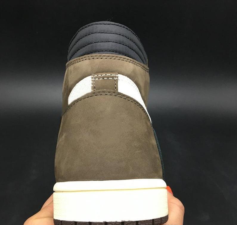 Shoes Exclusive 1 High OG Cactus Jack Man Designer Custom I Sail Black Dark Mocha University Red Woman Trainers
Shoes Exclusive 1 High OG Cactus Jack Man Designer Custom I Sail Black Dark Mocha University Red Woman Trainers