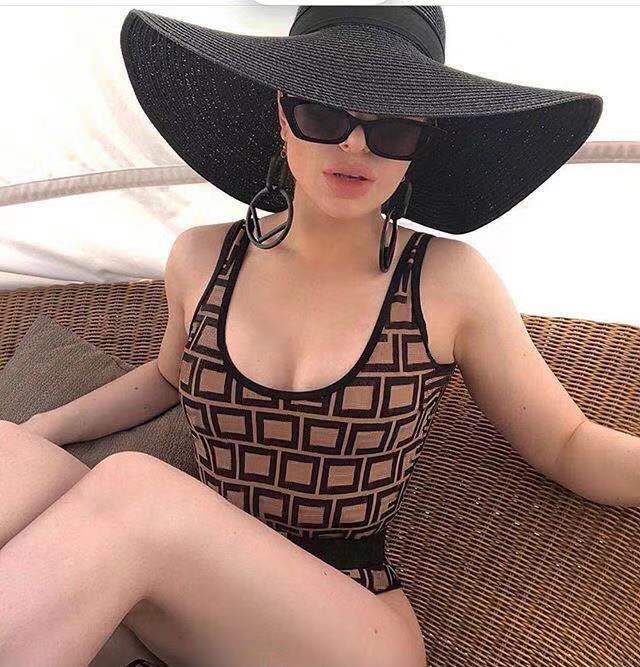 Fashion Mix 10 Styles Women Swimsuits Bikini set Multicolors Summer Time Beach Bathing suits Wind Swimwear High Quality, White;black
Fashion Mix 10 Styles Women Swimsuits Bikini set Multicolors Summer Time Beach Bathing suits Wind Swimwear High Quality, White;black