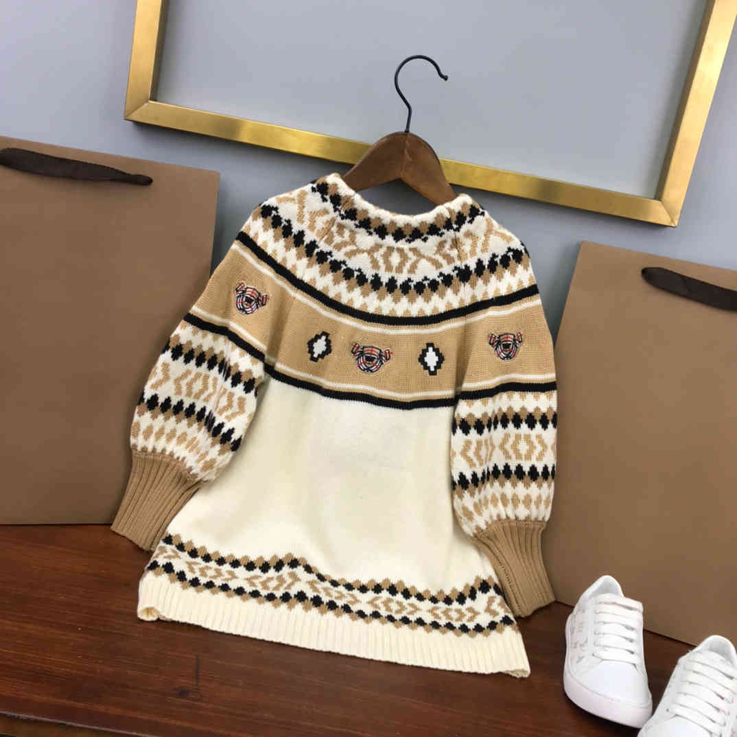 Brand baby clothing designer hoodie sweater wool knit sweaters coat kids Italy winter leisure round neck pullover logo letter jacquard hoodi, Blue
Brand baby clothing designer hoodie sweater wool knit sweaters coat kids Italy winter leisure round neck pullover logo letter jacquard hoodi, Blue