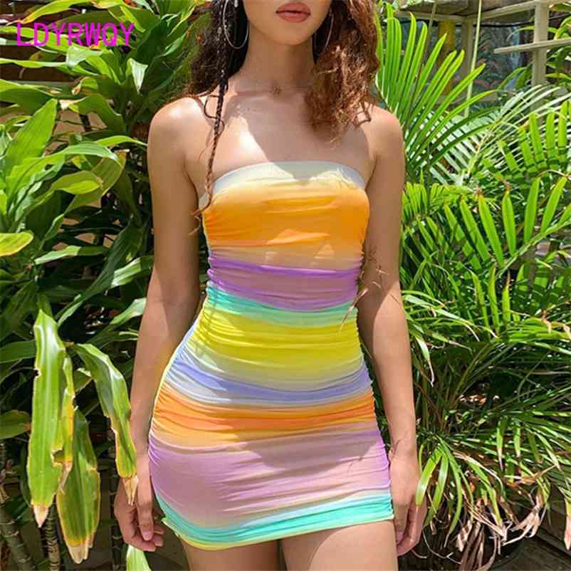 European and American color print bra dres's summer fashion sexy hip bag 210603, Multicolor
European and American color print bra dres's summer fashion sexy hip bag 210603, Multicolor