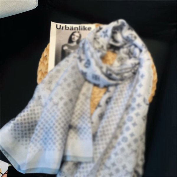 Hot Scarf for woman silk Scarf Women Brand Scarves 2021 fashion long scarves size 180x90cm RT2A
Hot Scarf for woman silk Scarf Women Brand Scarves 2021 fashion long scarves size 180x90cm RT2A