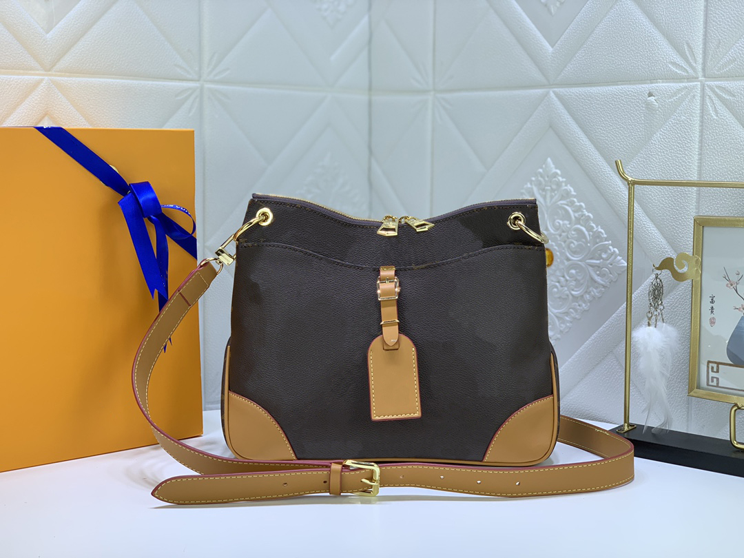 Women handbags purses high quality bag genuine leather pochette Odeon shoulder bags crossbody free ship, Brown letters
Women handbags purses high quality bag genuine leather pochette Odeon shoulder bags crossbody free ship, Brown letters
