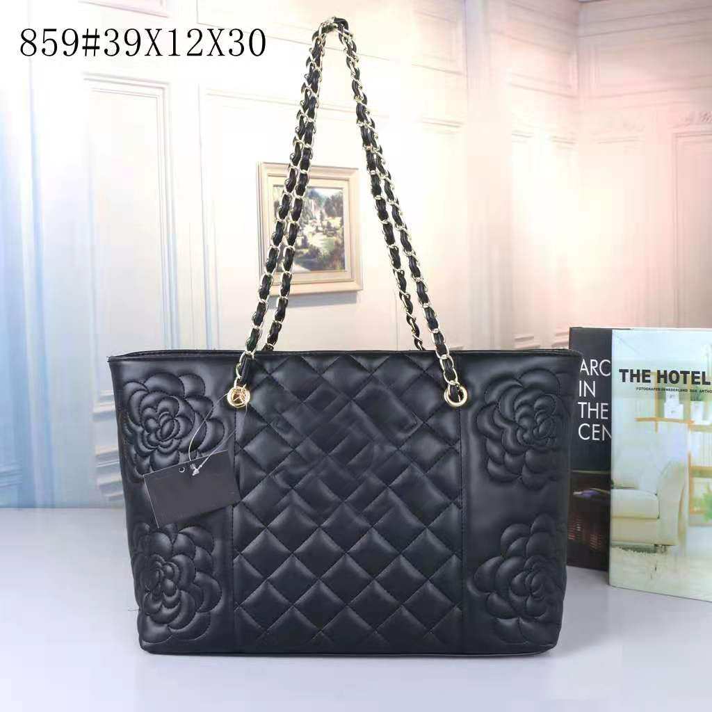 Fashion Bags Handbags Purse Totes Bag Large Capacity Ladies Simple Shopping Handbag Leather ShoulderBags
Fashion Bags Handbags Purse Totes Bag Large Capacity Ladies Simple Shopping Handbag Leather ShoulderBags