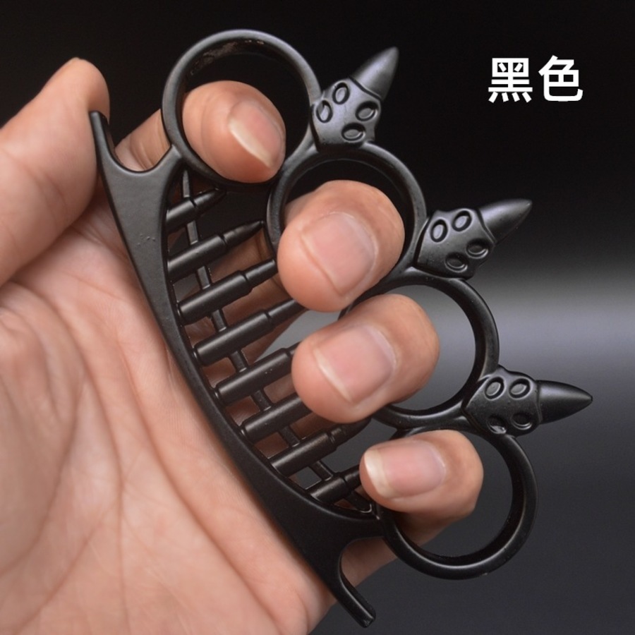 Bullet Equipped with Head to Break the Window, Life Hammer, Martial Arts Fighting Iron Four Fingers Tiger Knuckle Copper Ring Clasp Ring
Bullet Equipped with Head to Break the Window, Life Hammer, Martial Arts Fighting Iron Four Fingers Tiger Knuckle Copper Ring Clasp Ring