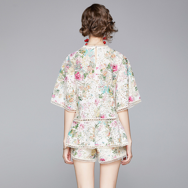 Runway summer 2 Pieces Set Elegant Flower Embroidery Lace Suit Women short Sleeve Hollow Out Shirt Top+Wide Leg Shorts 210519