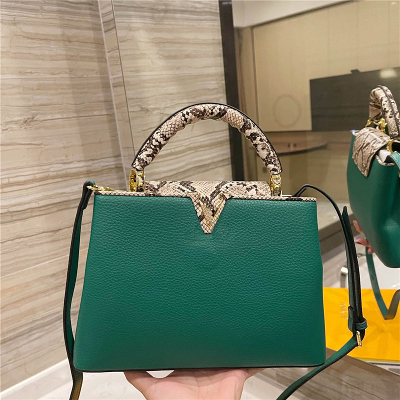2021 Luxury Designer Capucines Series Shoulder Bag Messenger Bags High Quality Superior Suppliers Tote Handbag Womens Wallet Ladies Taurillon Leather Retro Trend, Black
2021 Luxury Designer Capucines Series Shoulder Bag Messenger Bags High Quality Superior Suppliers Tote Handbag Womens Wallet Ladies Taurillon Leather Retro Trend, Black
