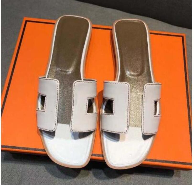 Fashion Woman Sandals Slipper Shoes classic Ladies Summer indoor Flat Flip Flops with box, 10
Fashion Woman Sandals Slipper Shoes classic Ladies Summer indoor Flat Flip Flops with box, 10