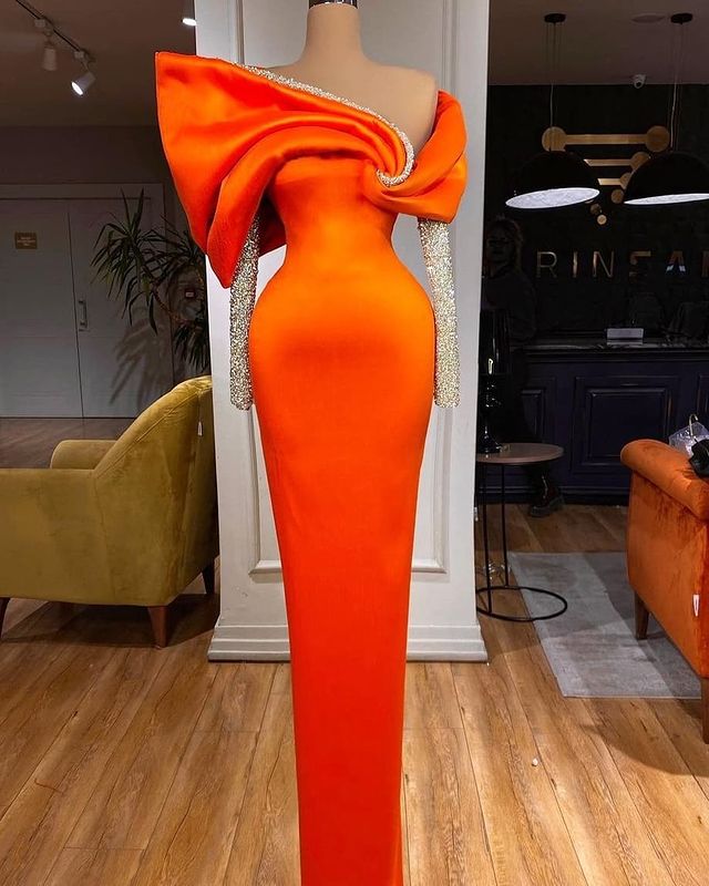 Plus Size Arabic Aso Ebi Stylish Crystals Sexy Prom Dresses Long Sleeves Satin Evening Formal Party Second Reception Gowns Dress ZJ211