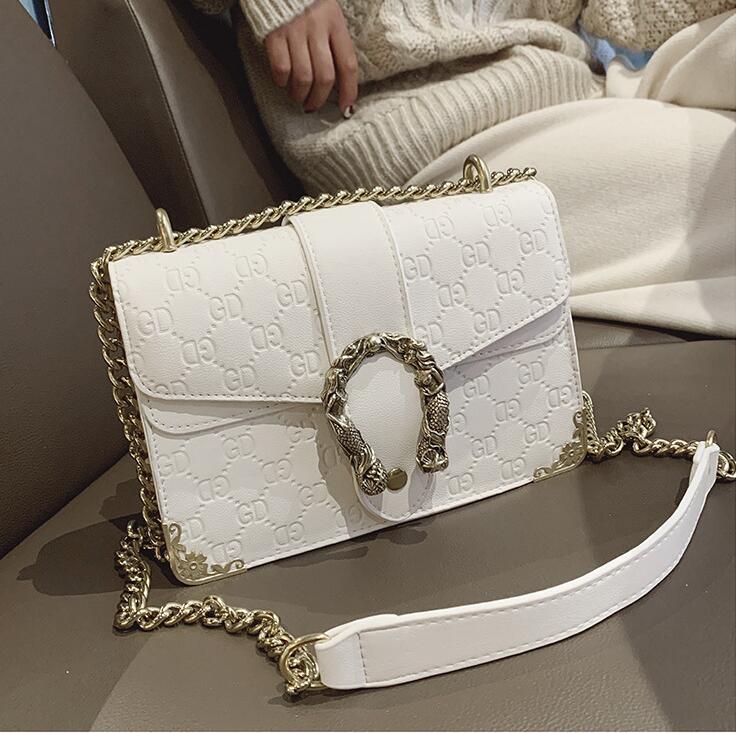 Factory wholesale women bag personalized gold buckle womens shoulder handbag street trend embossed leather chain bags metal edging womenes messenger handbags
Factory wholesale women bag personalized gold buckle womens shoulder handbag street trend embossed leather chain bags metal edging womenes messenger handbags