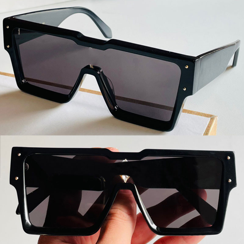 Mens designer SUNGLASSES Z1547 square one-piece lens with four-leaf crystal decoration BLACK and White men classic sun glasses fashion wild travel Z1547E top quality
Mens designer SUNGLASSES Z1547 square one-piece lens with four-leaf crystal decoration BLACK and White men classic sun glasses fashion wild travel Z1547E top quality