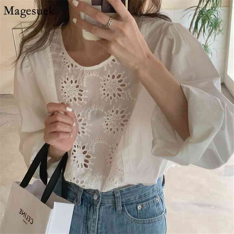 Korean O-Neck Women's Clothing Fashion Crochet Hollow Out White Blouses Solid Chic Long Sleeve Loose Shirt Woman Tops 14218 210518
Korean O-Neck Women's Clothing Fashion Crochet Hollow Out White Blouses Solid Chic Long Sleeve Loose Shirt Woman Tops 14218 210518