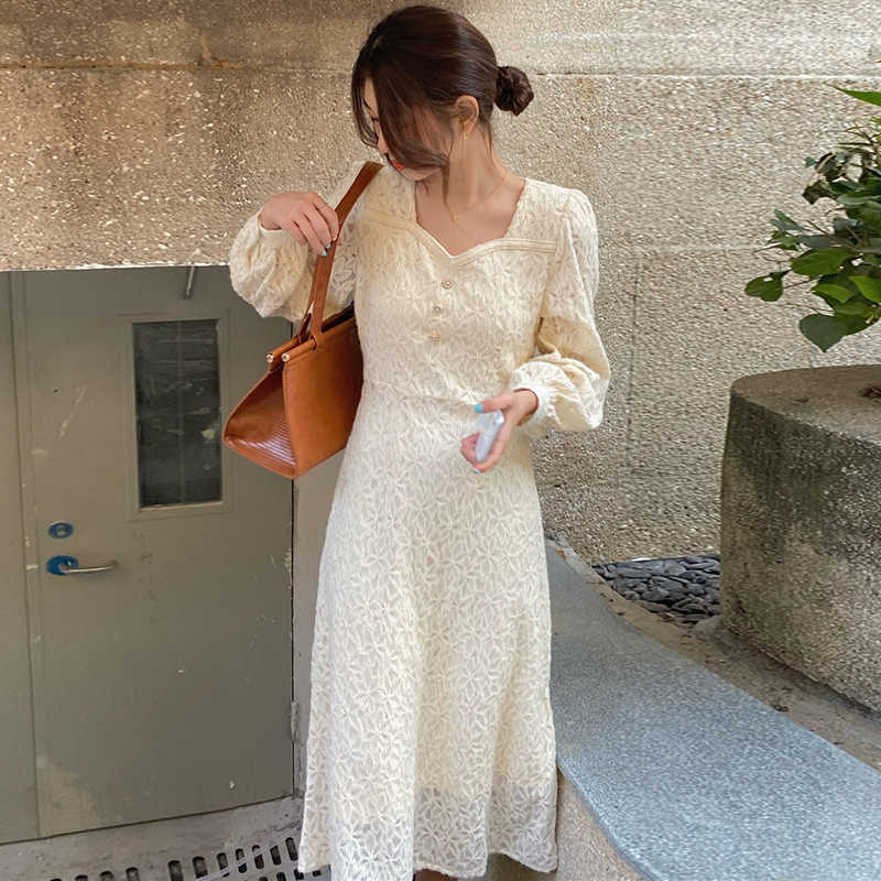 LY VAREY LIN Spring Autumn Women Elegant Square Collar Single Breasted Dress Long Sleeve High Waist Beige Lace Midi 210526