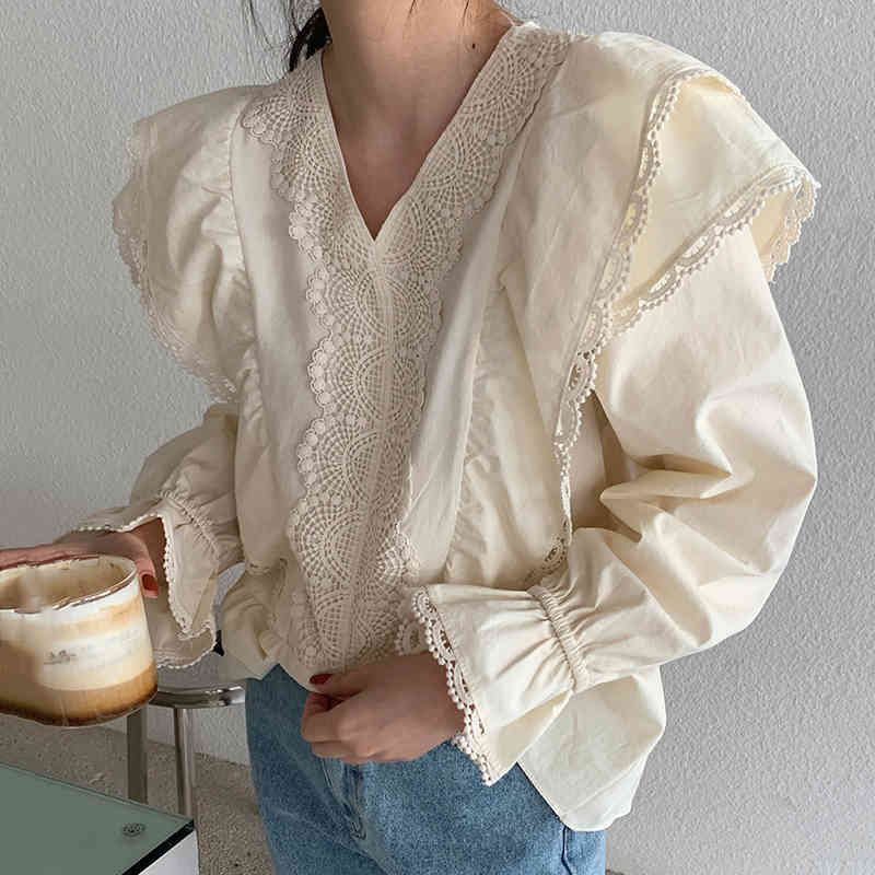 Nomikuma Autumn Chic V-neck Women Shirt Korean Lace Patchwork Ruffle Blouse New Flare Long Sleeve Slim Waist Blusas 6D285 210427