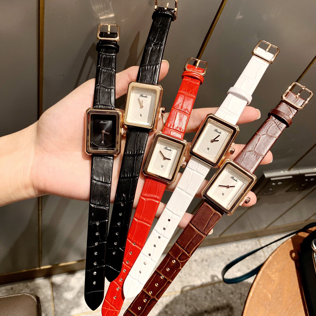 Classic Zhonggu Xiaoxiang womens watch rectangular belt small and exquisite versatile fashion waterproof quartz