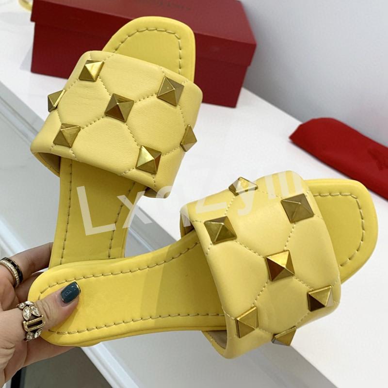 Fashion Colorful Flip Flops Beach Metal Decoration Slippers Women Slides Heel Flat Lightweight Shoes Outdoor, Black
Fashion Colorful Flip Flops Beach Metal Decoration Slippers Women Slides Heel Flat Lightweight Shoes Outdoor, Black