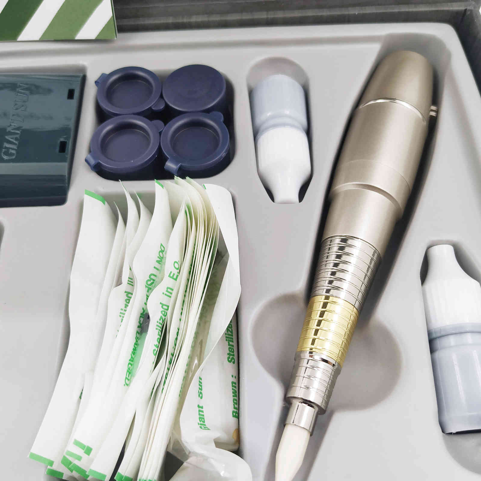 Original Taiwan Giant Sun G-8650 G-9410 G-9740 with Battery Permanent Makeup Machine Tatoo Machine Professional G8650 Tattoo Gun 210324