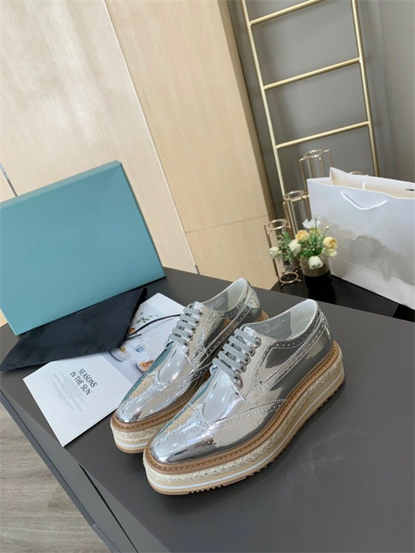 Valentin High Quality Sneaker Casual Shoes Sneakers Trainers Stripes Shoe Fashion Casual shoes Trainers For Woman 35-40, 01
Valentin High Quality Sneaker Casual Shoes Sneakers Trainers Stripes Shoe Fashion Casual shoes Trainers For Woman 35-40, 01