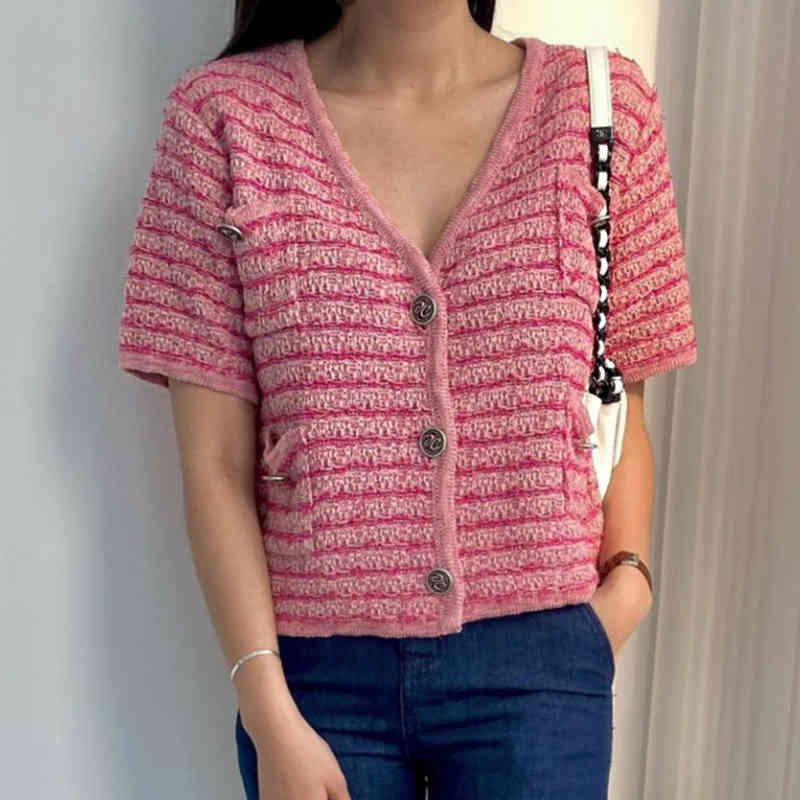 Women Sweater Summer Korea Chic French Retro V-neck Loose Contrast Stripe Button Pocket Short Sleeve Knit Cardigan 210514