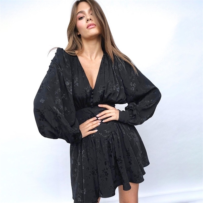 Paris Girl Fashion Black Chiffon Printing Elegant Loose Mini Dress Women Lantern Long Sleeve Pleated Slim Party Night Dresses 210524
Paris Girl Fashion Black Chiffon Printing Elegant Loose Mini Dress Women Lantern Long Sleeve Pleated Slim Party Night Dresses 210524