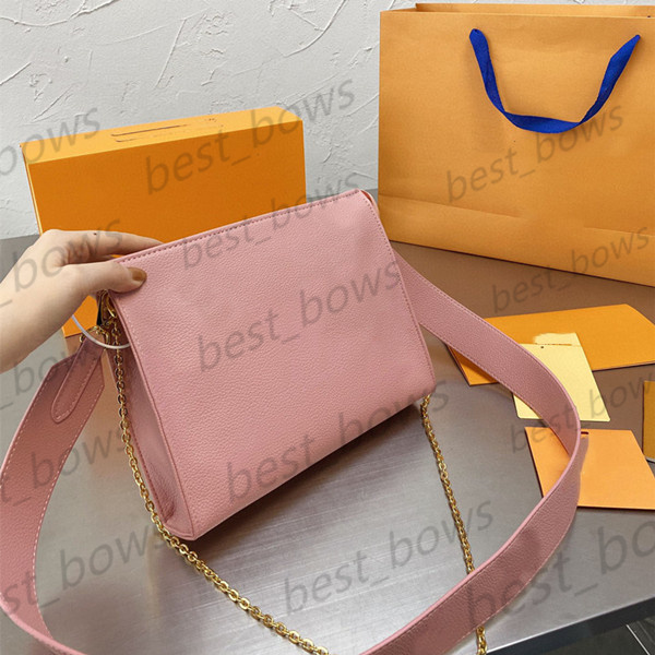 Luxurys designers top Quality Ladies clutch Wash gargle bag artwork 2021 Women handbag Fashion handbags mother shoulder Bags brand cossbody wallet Send chain strap, No bags
Luxurys designers top Quality Ladies clutch Wash gargle bag artwork 2021 Women handbag Fashion handbags mother shoulder Bags brand cossbody wallet Send chain strap, No bags