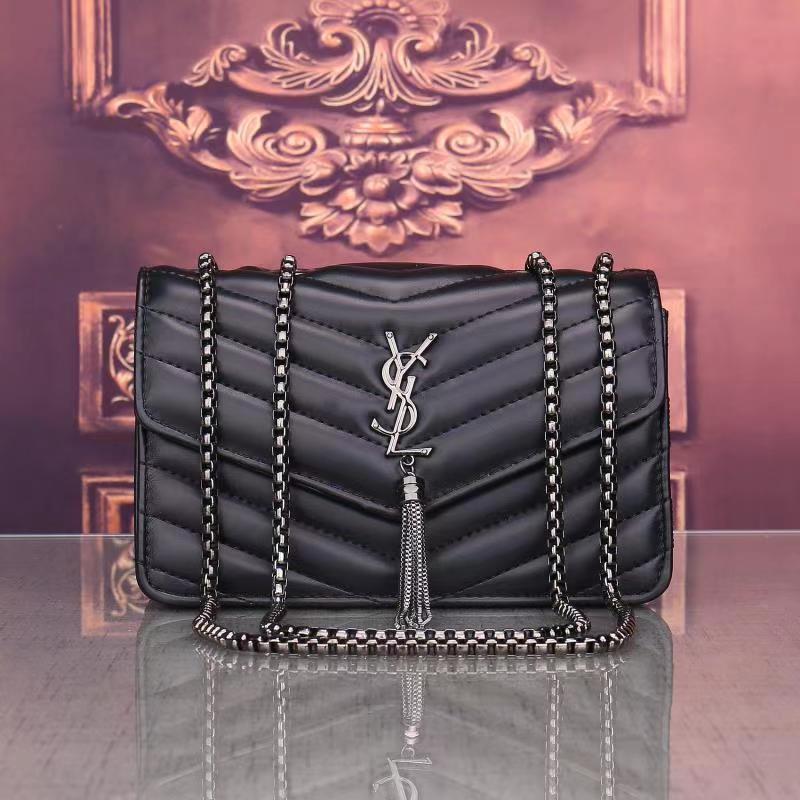 LV LOUIS Handbags VITTON Shoulder Bags Women Leather Luxury Designer Handbag Female Fashion Messenger Purse Lady Tote VUTTON 99899, Red;black 
LV LOUIS Handbags VITTON Shoulder Bags Women Leather Luxury Designer Handbag Female Fashion Messenger Purse Lady Tote VUTTON 99899, Red;black