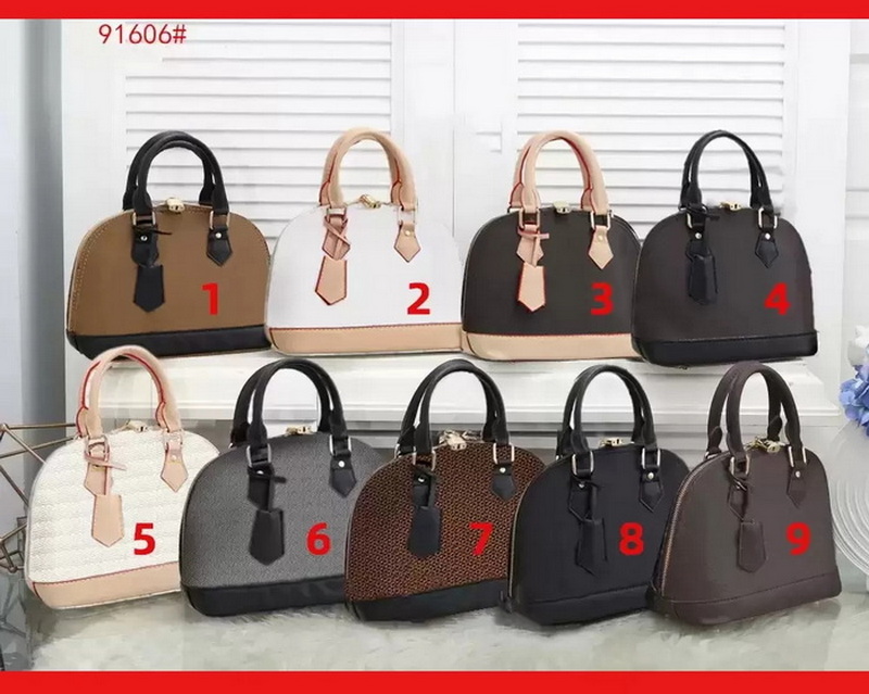 HH 2022 with Lock + tag Alma Bb Fashion Women Shoulder Bags Chain Messenger Bag Leather Handbags Shell Wallet Purse Ladies Cosmetic Crossbod
HH 2022 with Lock + tag Alma Bb Fashion Women Shoulder Bags Chain Messenger Bag Leather Handbags Shell Wallet Purse Ladies Cosmetic Crossbod