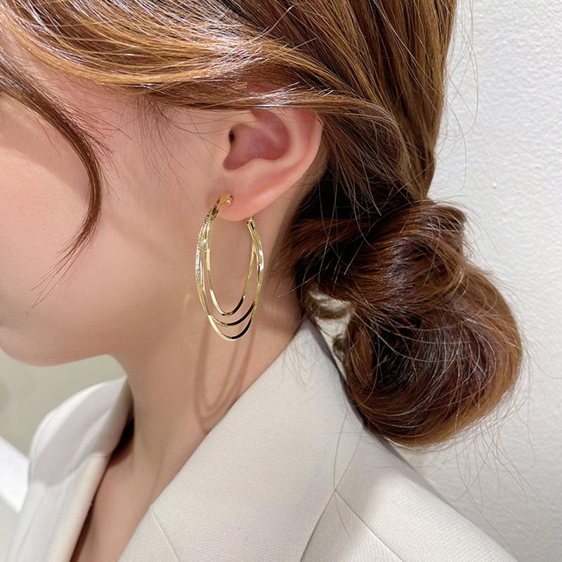 Stud Earrings Simple Pearl Earings Fashion Jewelry 2021 Girls Christmas Gift Flower Heart Brincos Feminino, Golden;silver
Stud Earrings Simple Pearl Earings Fashion Jewelry 2021 Girls Christmas Gift Flower Heart Brincos Feminino, Golden;silver