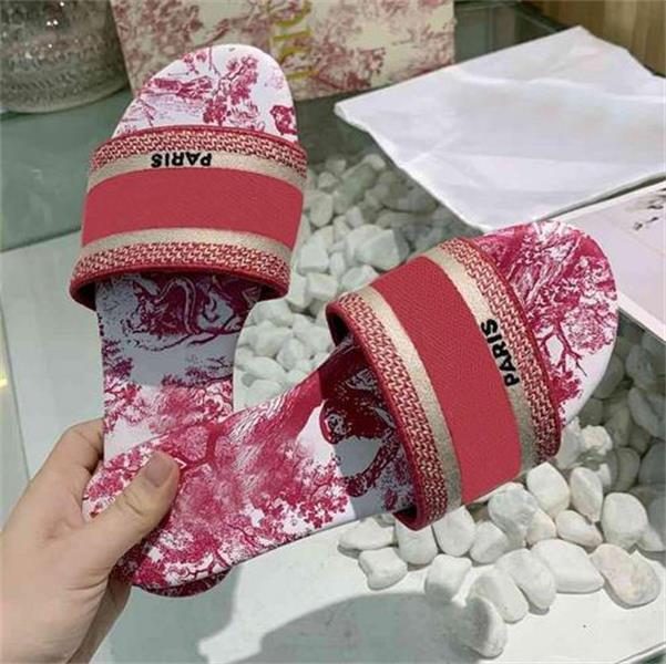2021 New Sandals Blue White Stripes Sandals Denim Flat Slippers Shoes Ladies Summer Outdoor Beach Causal Flip Flops Genuine Leather Sole Box, Black
2021 New Sandals Blue White Stripes Sandals Denim Flat Slippers Shoes Ladies Summer Outdoor Beach Causal Flip Flops Genuine Leather Sole Box, Black