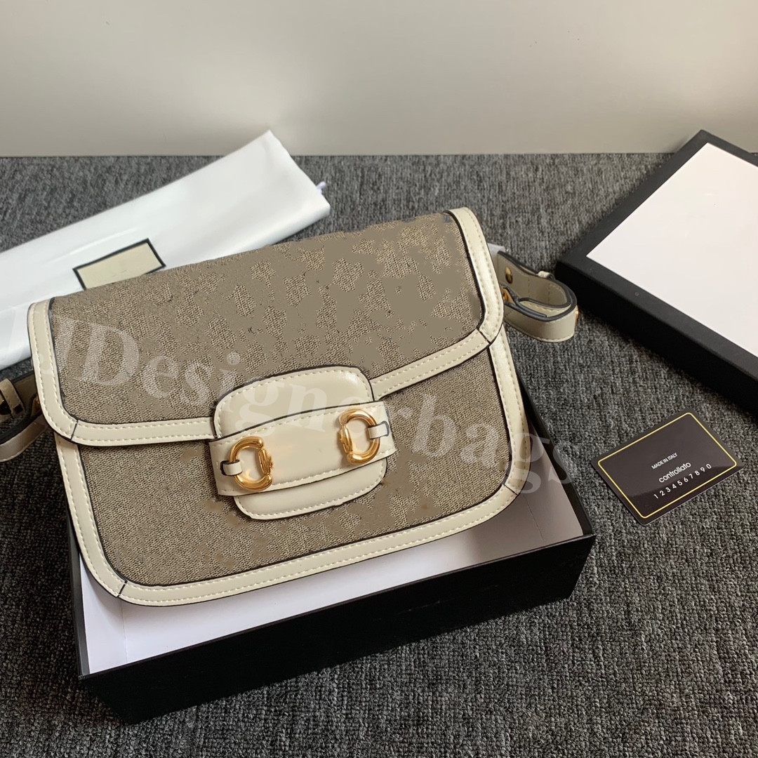 2021 Famous Designers bags 1955 Saddle Shoulder Clutch Classic Horse Flap Handbags Luxurys Totes Purses Fashion Horsebit Luxury Crossbody women messenge bag
2021 Famous Designers bags 1955 Saddle Shoulder Clutch Classic Horse Flap Handbags Luxurys Totes Purses Fashion Horsebit Luxury Crossbody women messenge bag