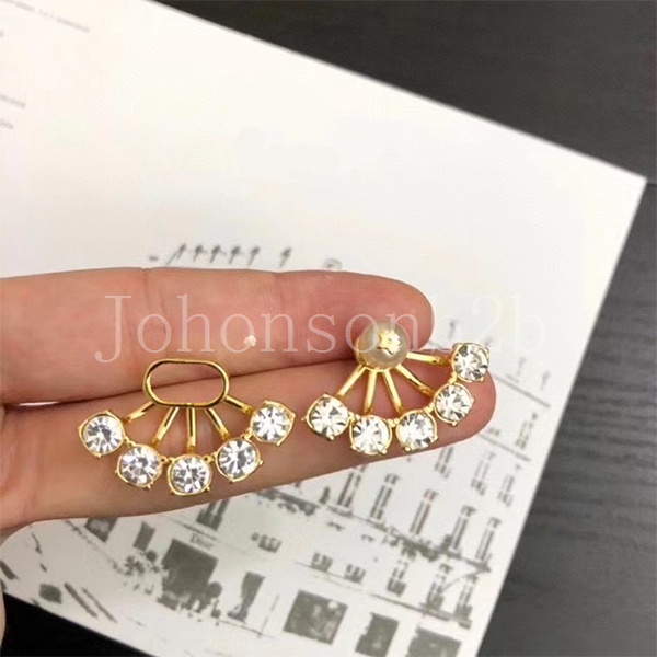 CD silver gold snap statement charm crystal earring jewelry Brand by fashion Designer Gifts for Women Girls with original box D017, Golden
CD silver gold snap statement charm crystal earring jewelry Brand by fashion Designer Gifts for Women Girls with original box D017, Golden