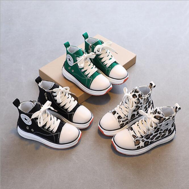 Children's high-top canvas shoes boys Leopard casual shoes 2022 spring autumn new girls Non-slip Wearable sneakers Wholesale and retail, D white 003
Children's high-top canvas shoes boys Leopard casual shoes 2022 spring autumn new girls Non-slip Wearable sneakers Wholesale and retail, D white 003