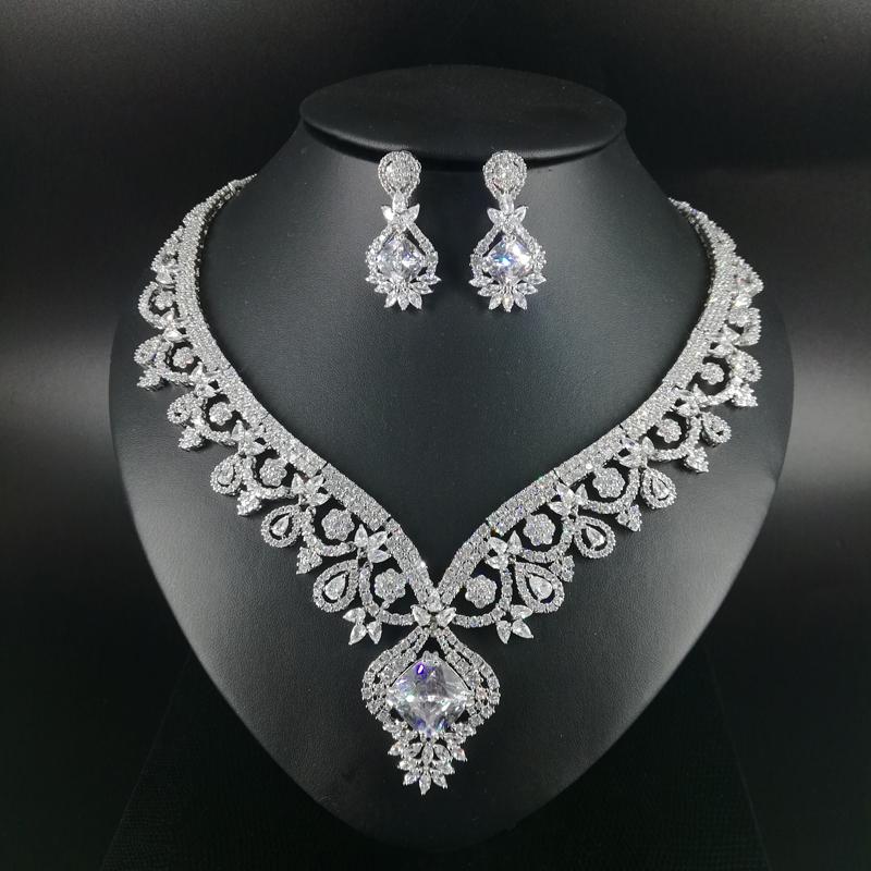 Earrings & Necklace 2021 Fashion Luxurious Retro Crystal Square Zircon Earring Wedding Bride Banquet Dinner Jewelry Set, Silver
Earrings & Necklace 2021 Fashion Luxurious Retro Crystal Square Zircon Earring Wedding Bride Banquet Dinner Jewelry Set, Silver