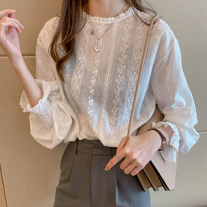 Autumn Fashion Women White Chiffon Blouses Long Sleeve Lace Women Tops Casual Floral Lady Tops Blusas Mujer De Moda 6202 50 210518