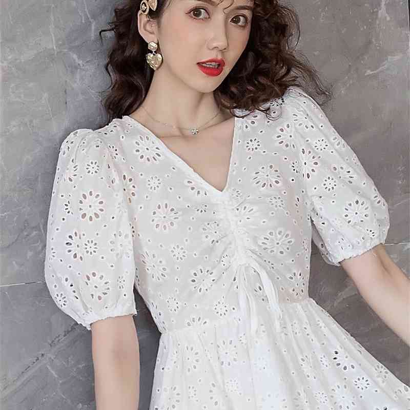 Fashion Summer Lace Mini Dress Robe Women High Waist Vintage Elegant Puff Sleeve White Embroidered 210520