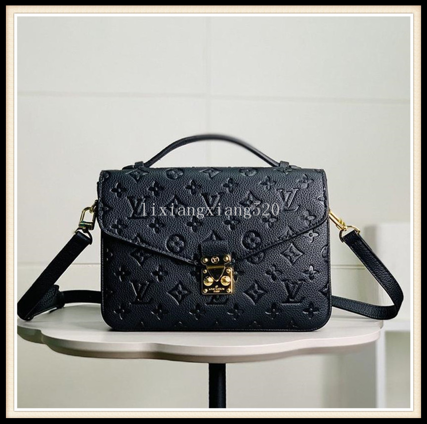 Luxurys bags Messenger Bag Women Totes Fashion LV LOUIS Bags Vintage printing Shoulder Bags classic crossbody bag Vitton 898, Golden;silver
Luxurys bags Messenger Bag Women Totes Fashion LV LOUIS Bags Vintage printing Shoulder Bags classic crossbody bag Vitton 898, Golden;silver