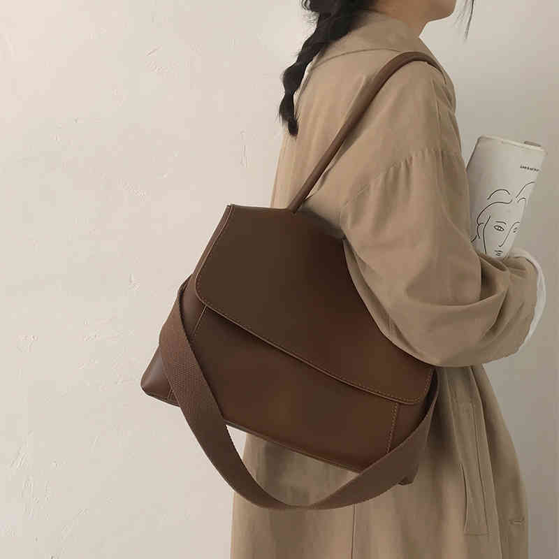 Hbp Female Bag Large-capacity Simple Tote Bags 2021 Fashion Underarm Briefcase Hobo Designer High-end Korean Shoulder Purse
Hbp Female Bag Large-capacity Simple Tote Bags 2021 Fashion Underarm Briefcase Hobo Designer High-end Korean Shoulder Purse