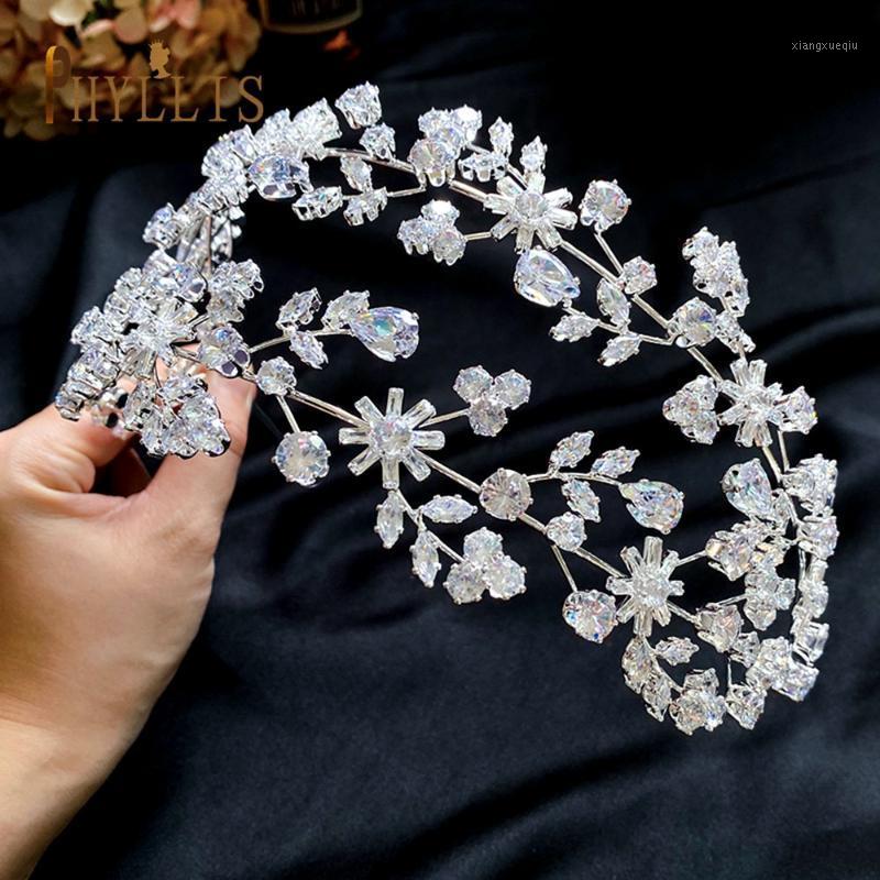 Hair Clips & Barrettes PHYLLIS A261 Wedding Bridal Headband Head Jewelry For Women Designer Zirconia Tiaras Girl Queen Headpiece, Golden;silver
Hair Clips & Barrettes PHYLLIS A261 Wedding Bridal Headband Head Jewelry For Women Designer Zirconia Tiaras Girl Queen Headpiece, Golden;silver