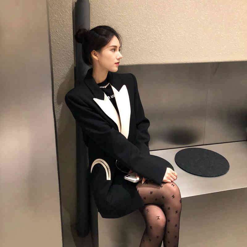 Women' Suits & Blazers Gvuw blazer para mulher outono inverno rua soprando terno jaqueta oversize elegante feminino nova chegada kb9176 L07M, 1# shoe box
Women' Suits & Blazers Gvuw blazer para mulher outono inverno rua soprando terno jaqueta oversize elegante feminino nova chegada kb9176 L07M, 1# shoe box