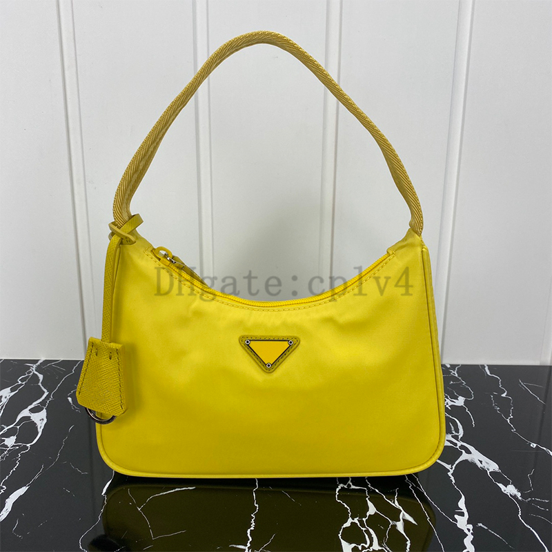 Fashion velvet bags for women 2021 luxury handbag totes high quality chains tote ladies single shoulder bag Messenger handbags, Make up the difference
Fashion velvet bags for women 2021 luxury handbag totes high quality chains tote ladies single shoulder bag Messenger handbags, Make up the difference