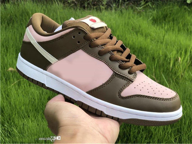 Tiffany SB Low Pro Shoes Cherry walking Men women Shy Pink Vanilla Skateboarding Sneakers Sports 36-45
Tiffany SB Low Pro Shoes Cherry walking Men women Shy Pink Vanilla Skateboarding Sneakers Sports 36-45