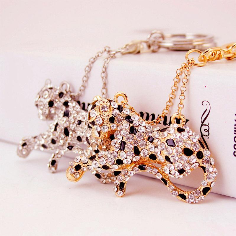 Keychains Fashion Creative Cheetah Keychain Animal Metal Pendant Rhinestone Leopard Men's Gift 2021
Keychains Fashion Creative Cheetah Keychain Animal Metal Pendant Rhinestone Leopard Men's Gift 2021